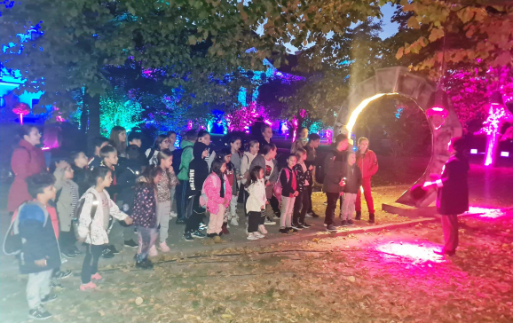 Copiii din Centrul de Zi Oradea au avut parte de o seară magică