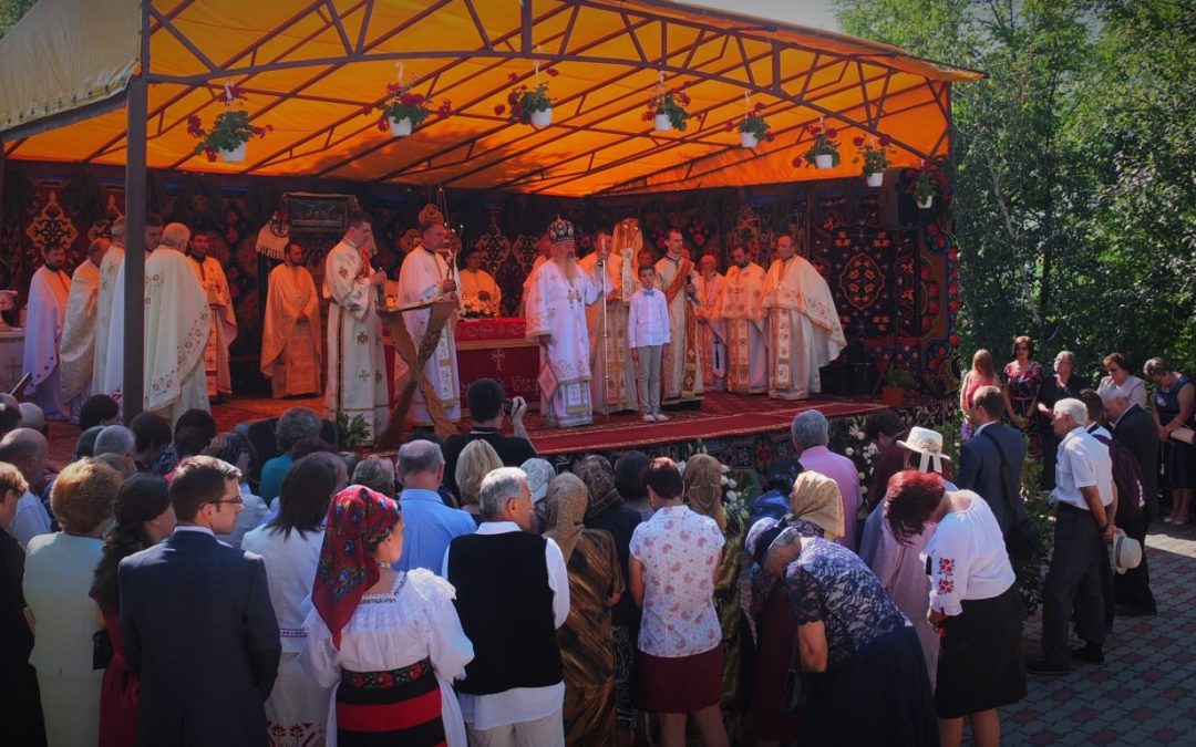 Mitropolitul Andrei a binecuvântat lucrările făcute la biserica din Ciceu-Giurgești