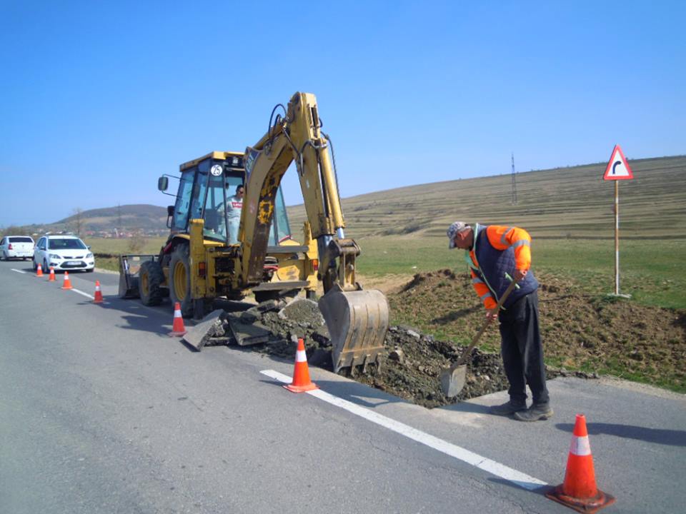 Au început lucrările pe drumul județean 107R Ciurila