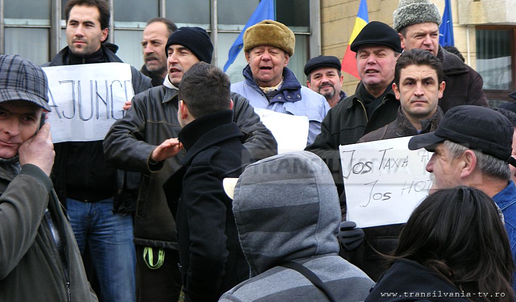 Funcţionarii din administraţie se pregătesc de proteste