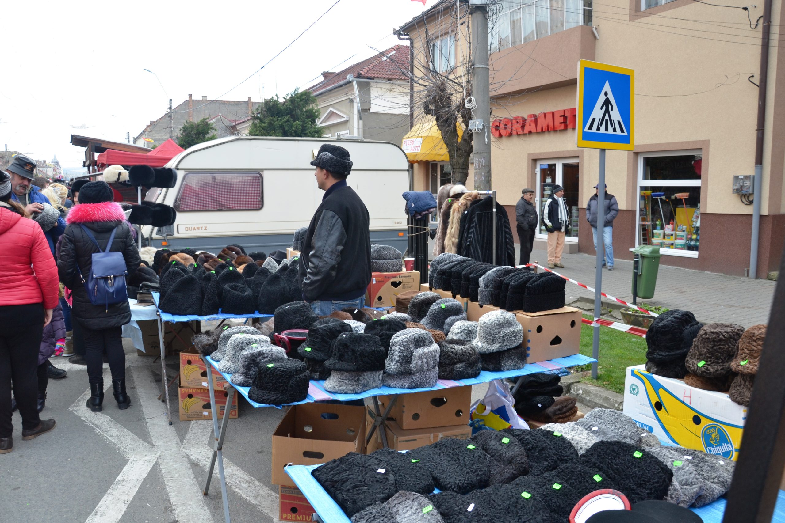 Joi, 6 decembrie, la Blaj se va desfășura tradiționalul „Târg al căciulilor”