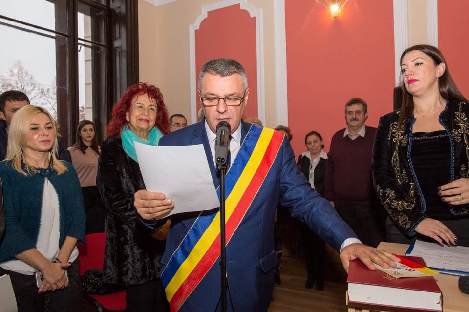 Florin Nicolae Oancea, noul primar al Devei, a fost învestit în funcție