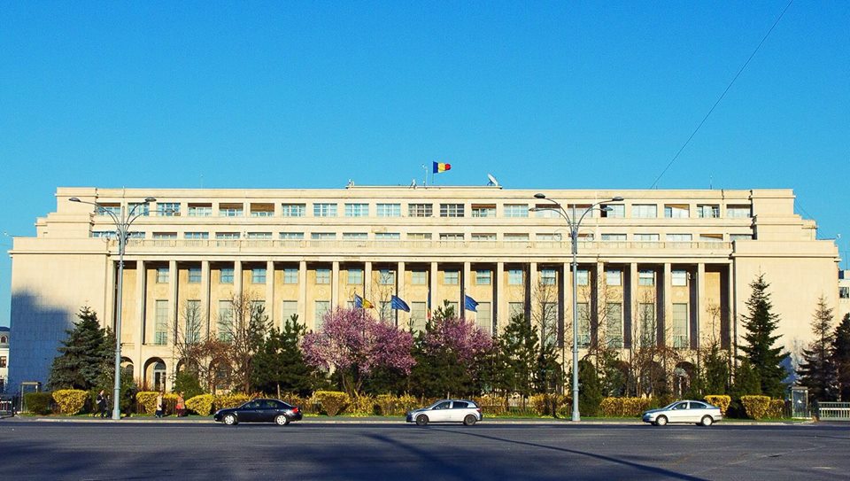 Majorări pentru pensii și indemnizația de creștere a copilului