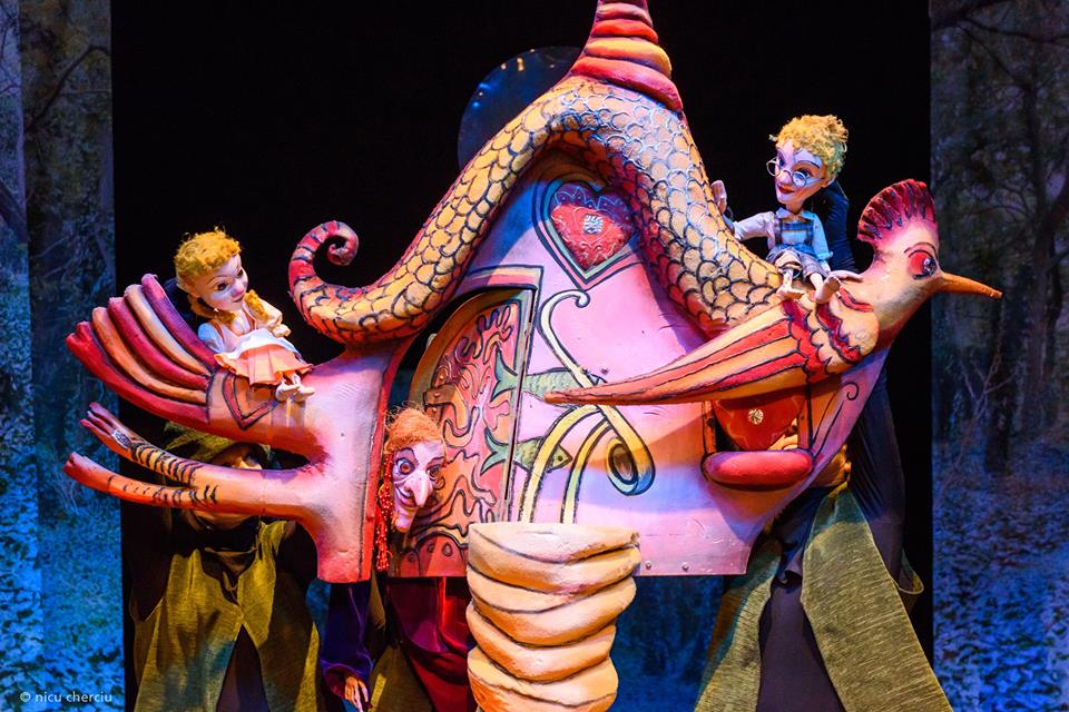 „Hänsel și Gretel”, basmul finalului de săptămână la Teatrul „Puck” Cluj-Napoca