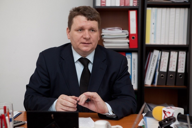 Primarul Dorin Nistor: “Părinții copiilor de vârstă preșcolară din Municipiul Sebeș sunt sprijiniți prin acordarea unui ajutor financiar de până la 710 lei pentru plata serviciilor oferite de bonă”.