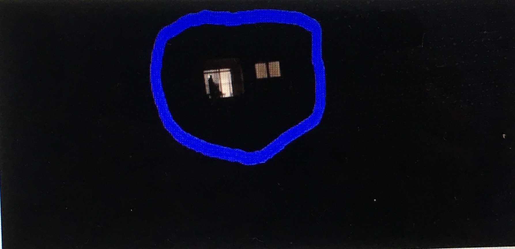 Partidă de SEX în balconul unui apartament din Alba Iulia. Imaginile au fost surprinse de un minor.