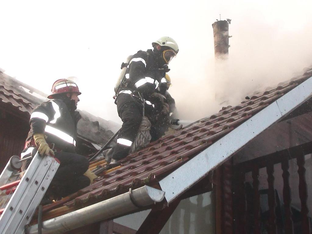 ISU Bihor: Atenţie la coşurile de fum necurăţate, deteriorate sau neprotejate corespunzător!
