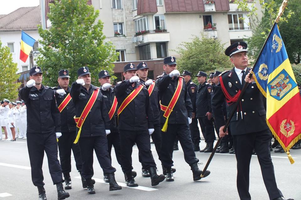 Drapelul de luptă, înmânat Inspectoratului pentru Situații de Urgență Maramureș