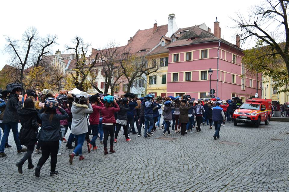 Exerciţiu desfășurat de ISU Sibiu la Colegiul Național „Brukenthal”