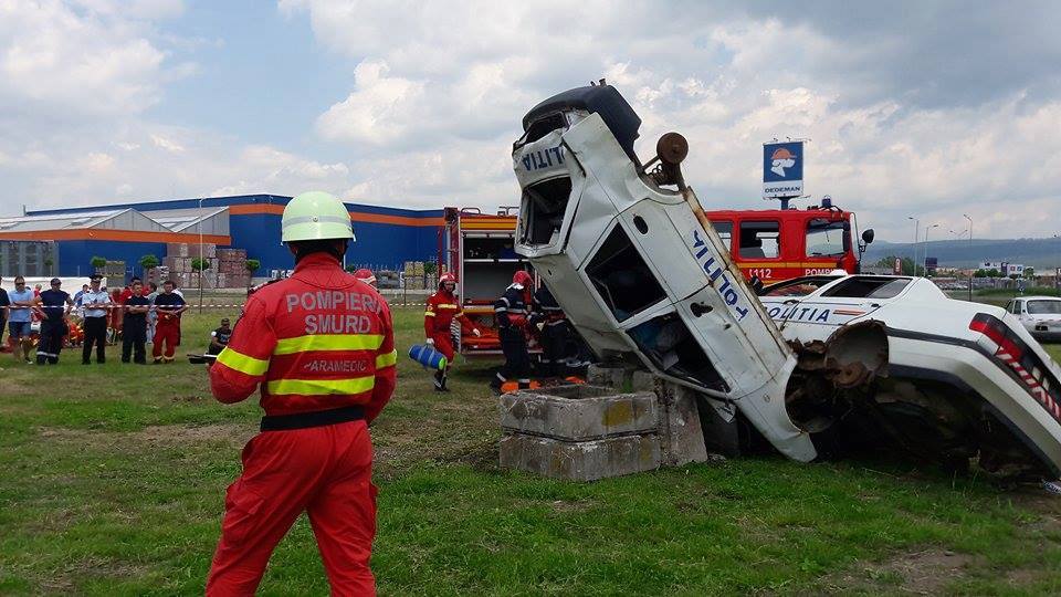 ISU Sibiu s-a calificat în etapa finală a Competiției Naționale de Descarcerare și Prim-Ajutor Calificat