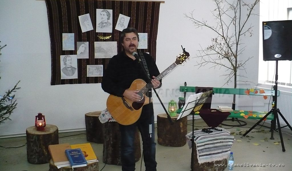 Ileanda: Recital de muzică folk de ziua lui Mihai Eminescu (Galerie FOTO)