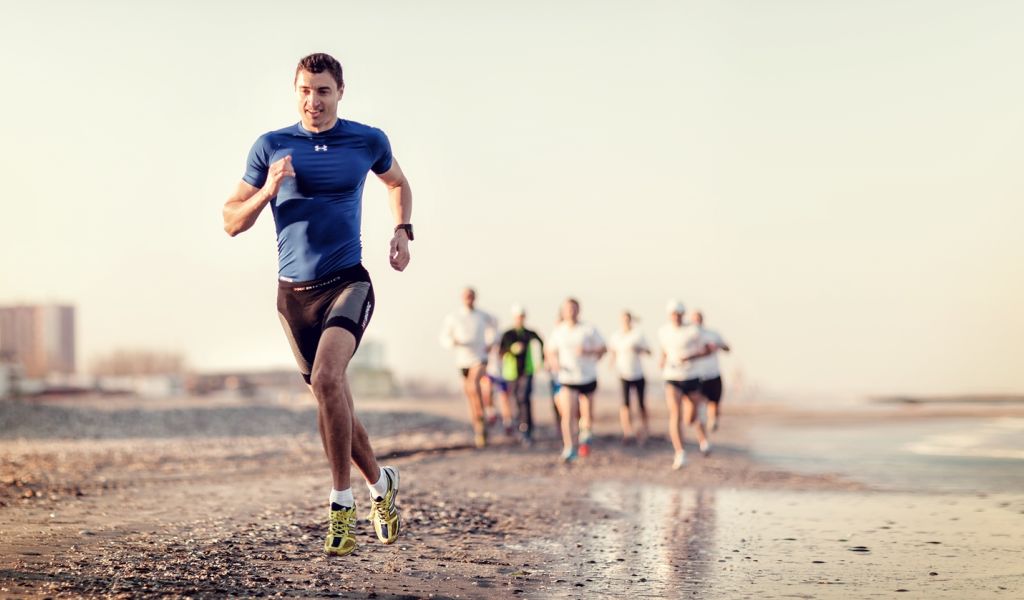 Eveniment unic în lumea sportivilor din Europa – Sute de participanți la Maratonul Nisipului din Mamaia