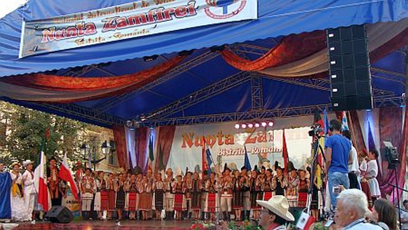 Duminică debutează a XIX-a ediție a Festivalului Internațional de Folclor ,,Nunta Zamfirei”