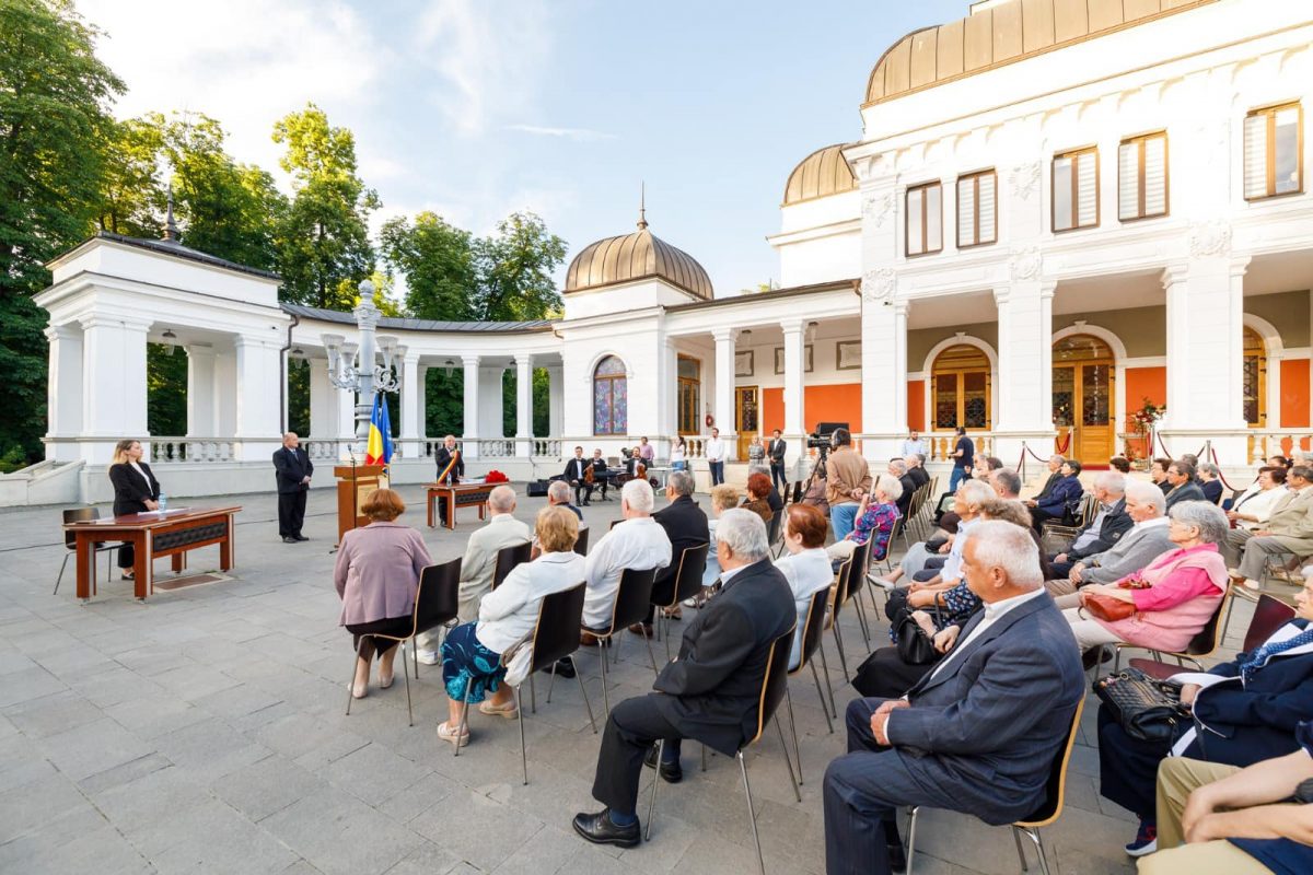 69 de cupluri clujene au fost premiate la împlinirea a 50 ani de căsătorie neîntreruptă