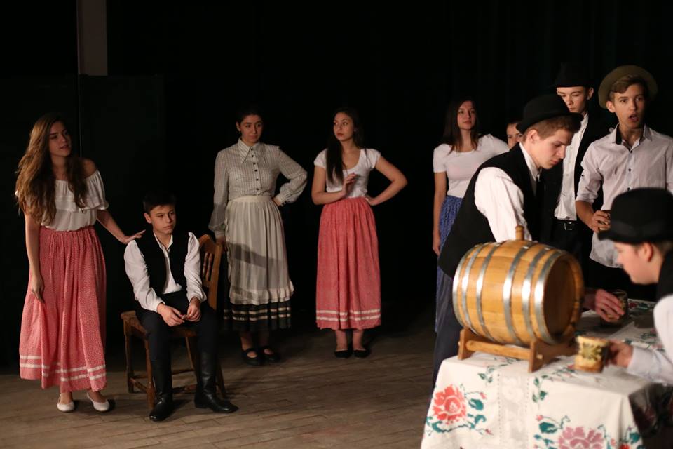 Vezi rezultatele obținute de școlile din Sălaj la concursul de teatru PADIF 2016