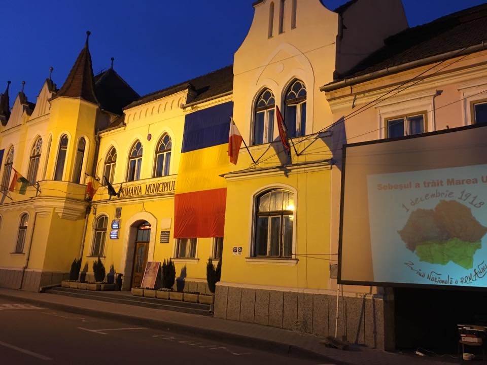 SEBEŞUL A SĂRBĂTORIT ÎN AJUN DE DECEMBRIE ZIUA NAŢIONALĂ