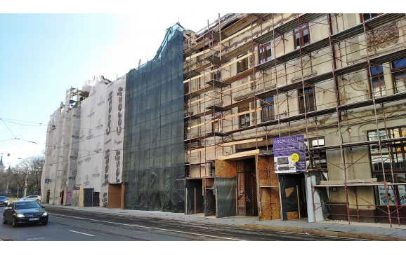 Continuă lucrările de reabilitare la Palatul Füchsl