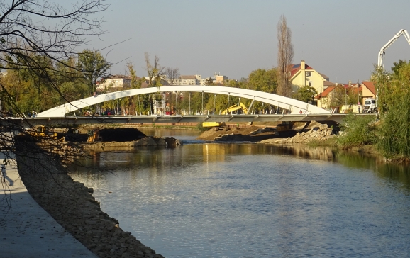 Podul Centenarului din Oradea a fost dat în folosință