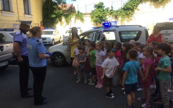 Elevi în vizită la Poliția Locală Oradea