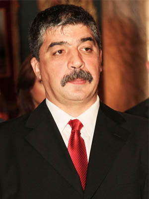 Zece motive pentru care este bine să câștige Victor Ponta