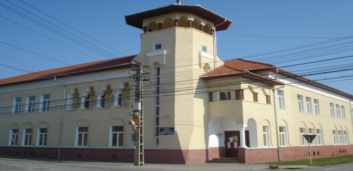 PRIMĂRIA SEBEȘ A OBȚINUT 35 DE MILIOANE LEI FINANȚĂRI NERAMBURSABILE PRIN PNRR: VOR FI REABILITATE TERMIC DOUĂ ȘCOLI, IAR MUNICIPIUL VA BENEFICIA DE TRANSPORT PUBLIC NEPOLUANT