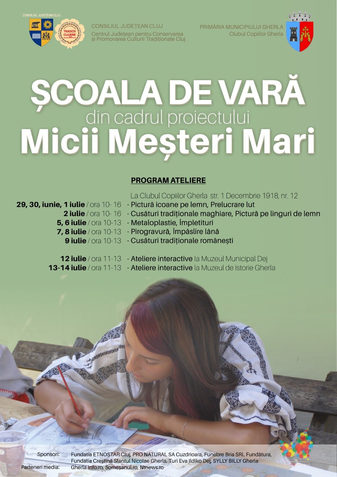 Meșteșugurile tradiționale, învățate de elevi clujeni în cadrul unei Școli de vară