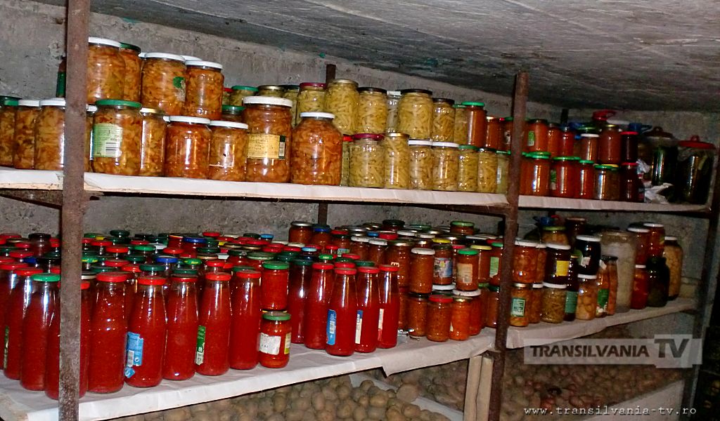 Pe Valea Someşului, murăturile şi zacusca iau calea exilului (VIDEO-Galerie FOTO)