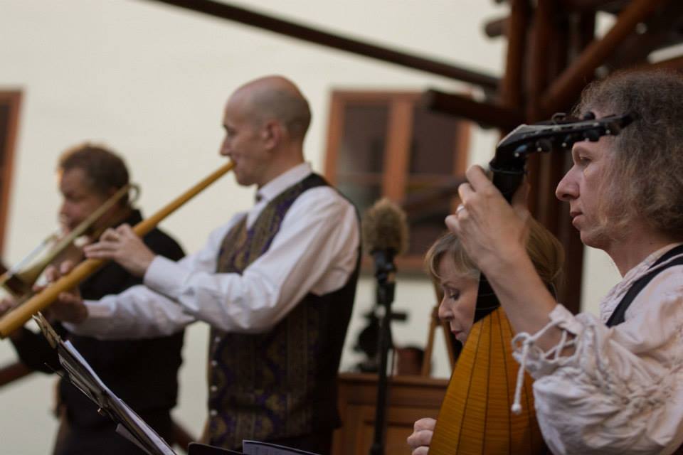 SINGURA UNIVERSITATE DE VARĂ DE MUZICĂ VECHE DIN ROMÂNIA ESTE LA MIERCUREA CIUC