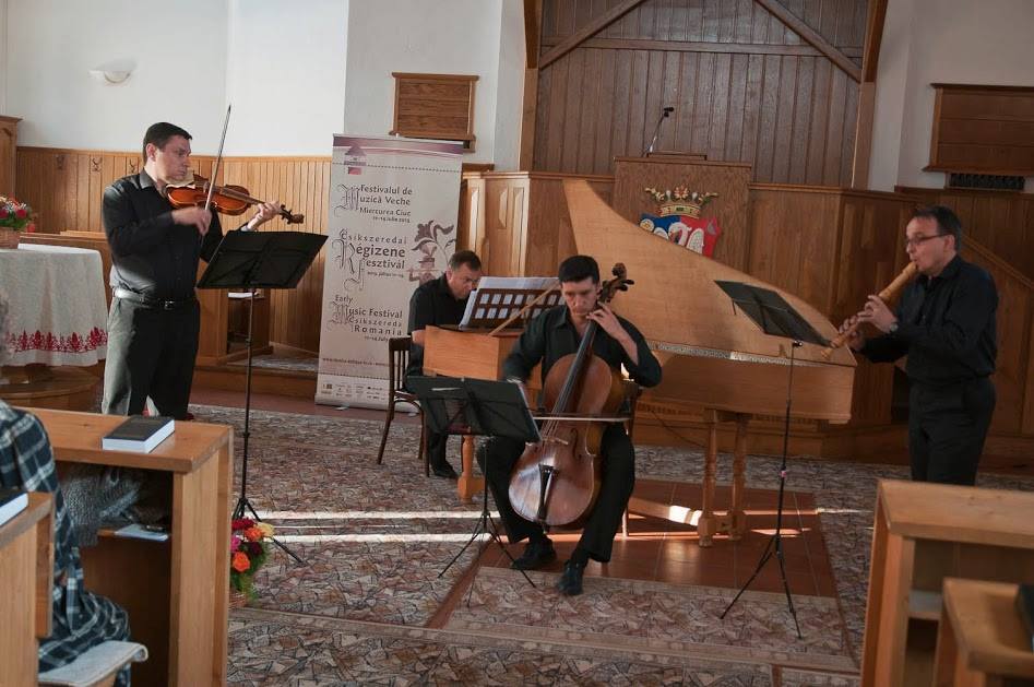 SINGURA UNIVERSITATE DE VARĂ DE MUZICĂ VECHE DIN ROMÂNIA ESTE LA MIERCUREA CIUC