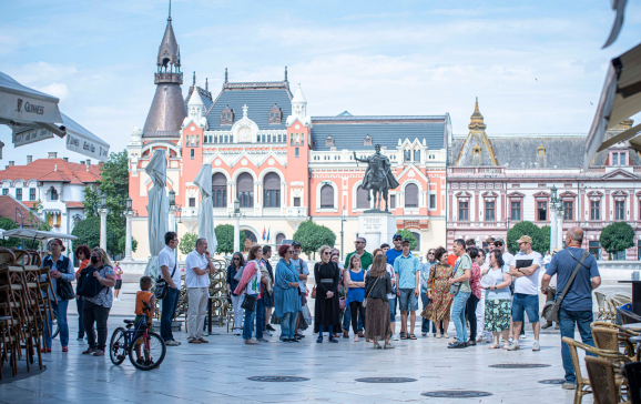 Visit Oradea oferă tururi ghidate gratuite turiștilor și orădenilor interesați, în perioada august-septembrie