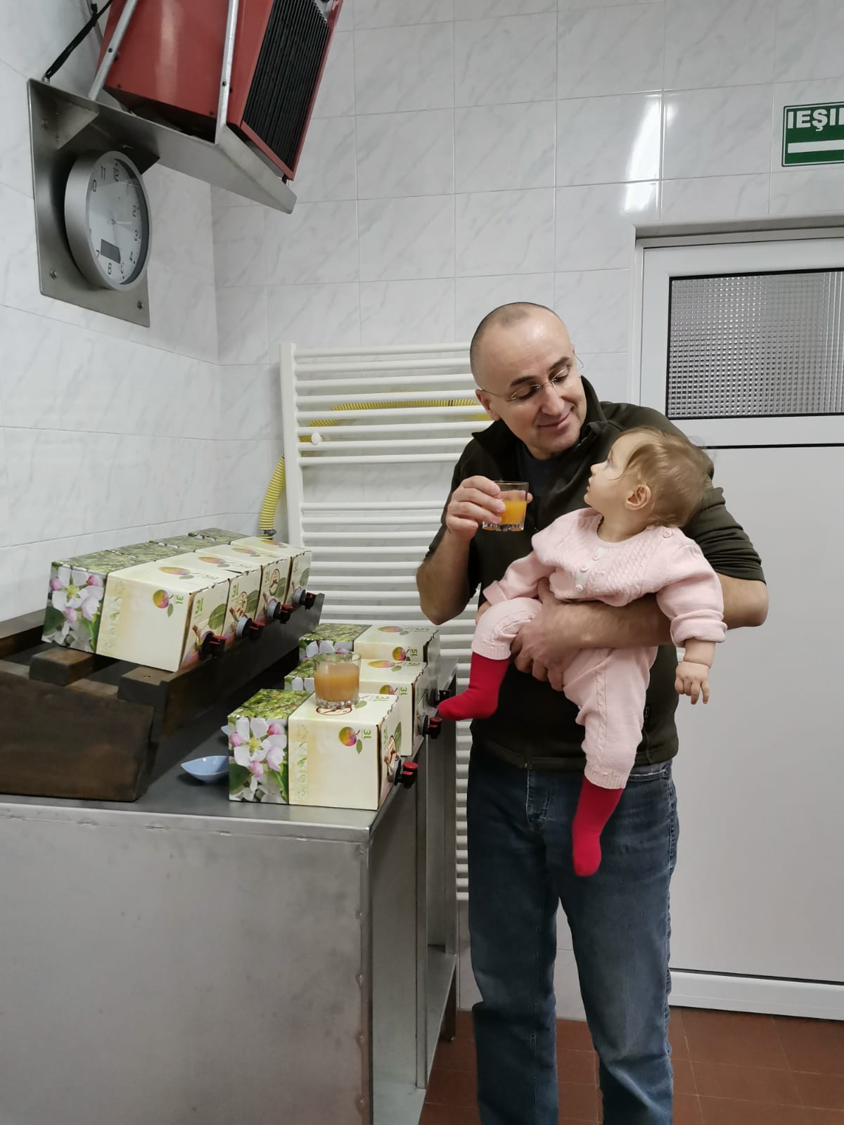 Slabiti cu suc de mere presat la rece!