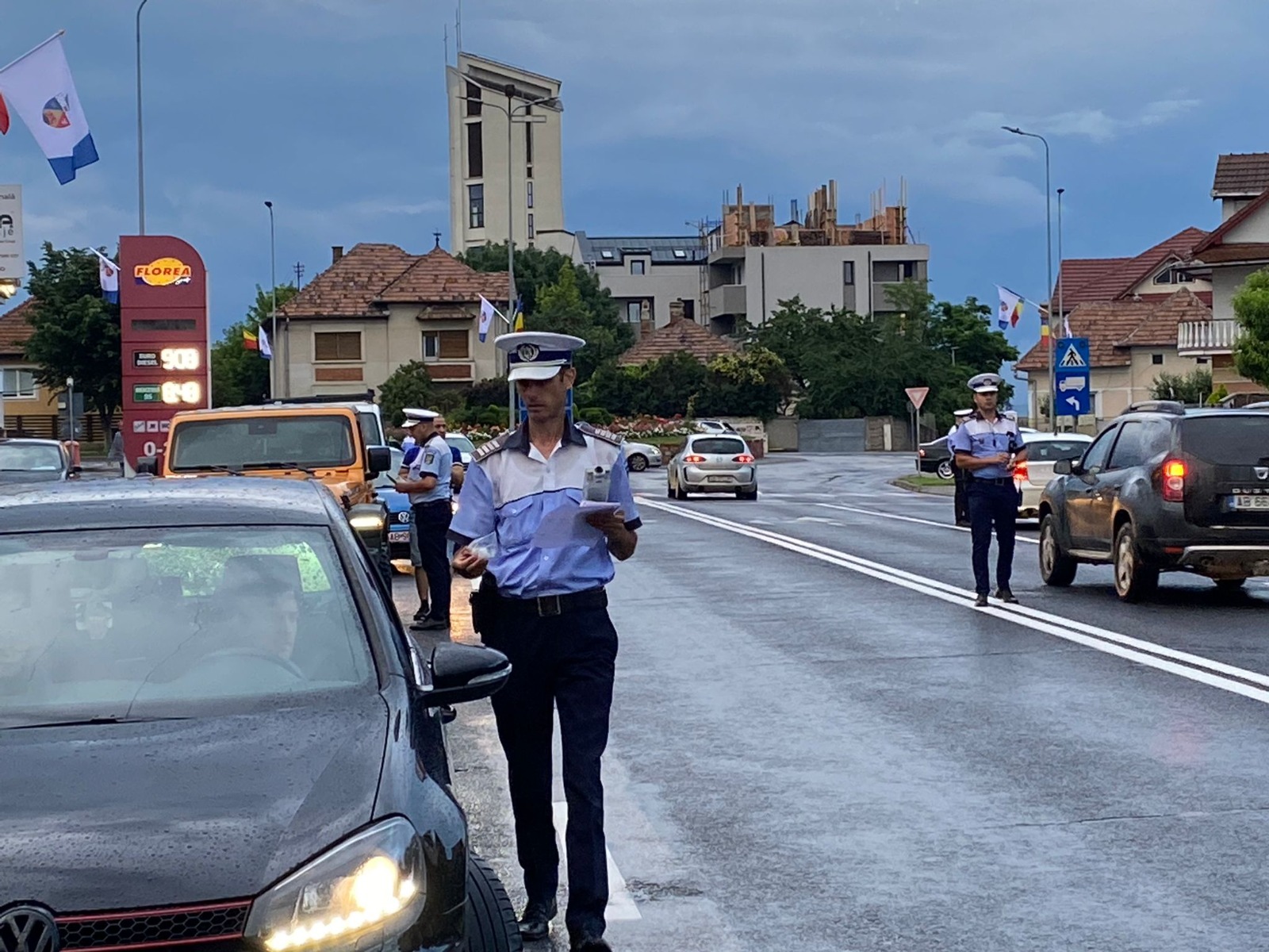 Drogati si beti la volan, cu masini zgomotoase si neconforme!