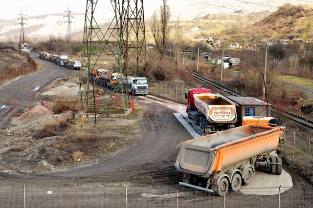 Zgura hunedoreană face autostrăzi cu doar 4 lei