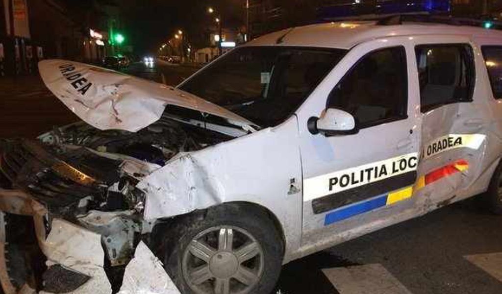 Accident cu maşina Poliției Locale