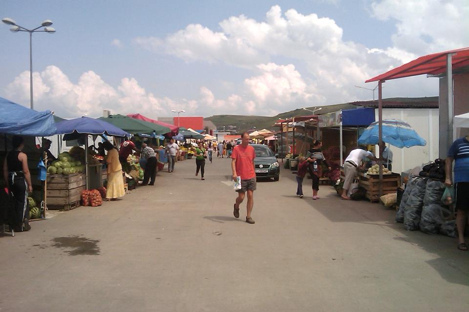 Cluj Napoca: Piaţă de păsări/animale mici şi punct de sacrificare miei la Agro Transilvania