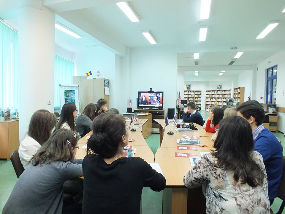 Programul ,,Ajutor la teme pentru adolescenţi”, la Biblioteca Judeţeană ,,Octavian Goga” Cluj Napoca