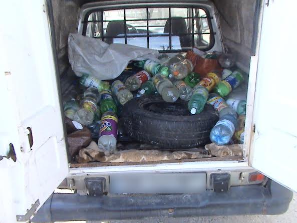 158 litri alcool fără documente de proveniență, descoperiți în Vișeu de Jos