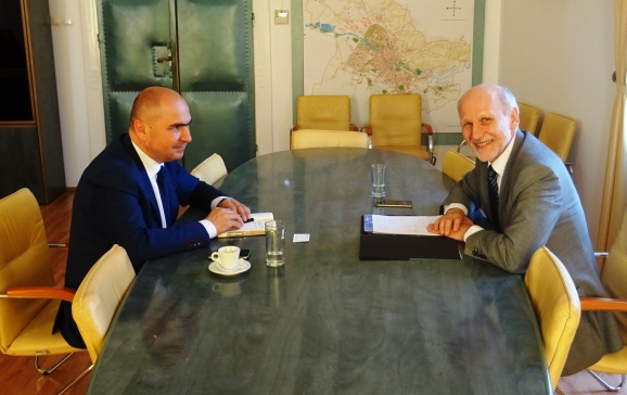 Ambasadorul Austriei, în vizită la Primăria Oradea