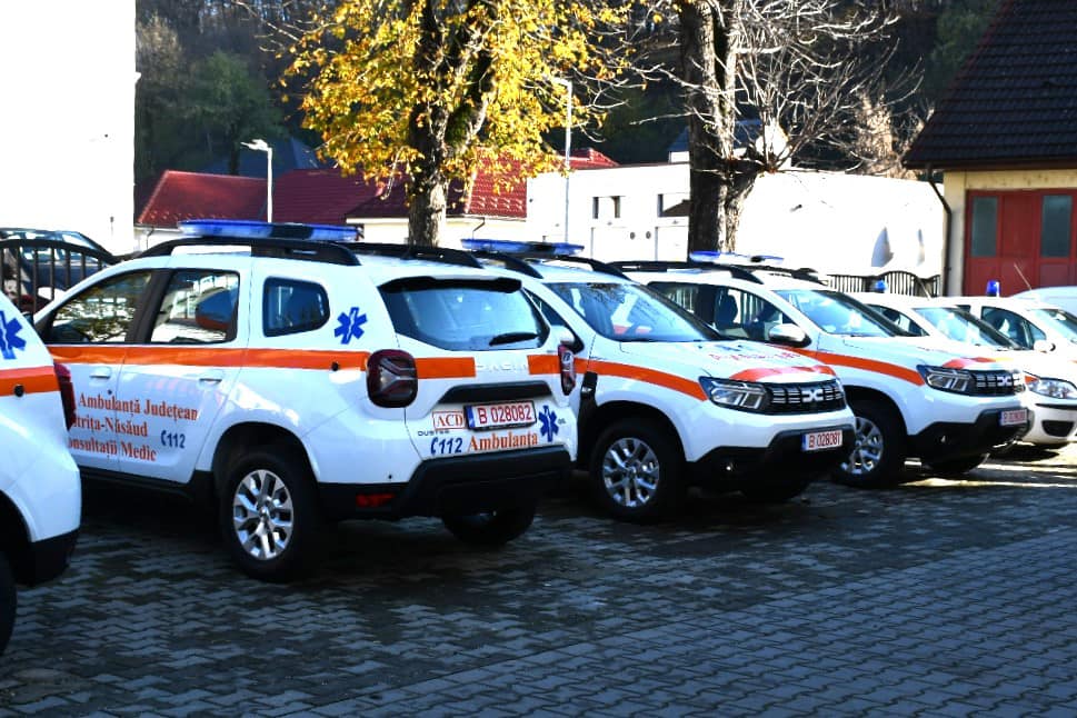 Patru ambulanțe noi în dotarea Serviciului de Ambulanță Județean Bistrița-Năsăud