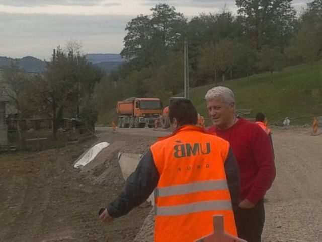 Prefectul Anton Rohian a analizat stadiul lucrărilor de reabilitare efectuate la DN 18
