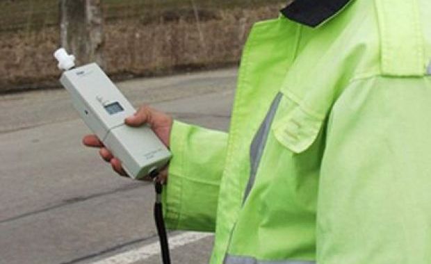 Șofer din Recea depistat la volan în stare de ebrietate
