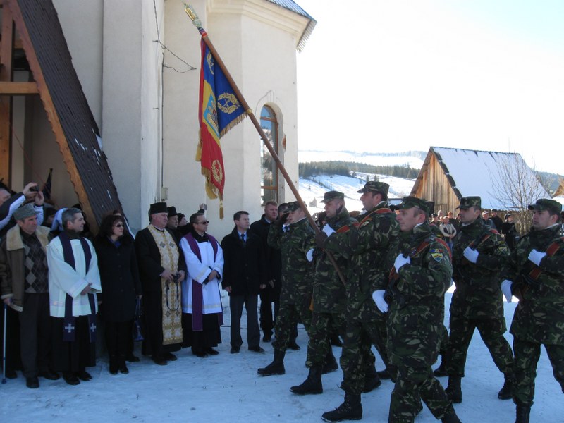 CîRLIBABA: Generalul de brigadă Ovidiu – Liviu Uifăleanu a fost prezent la ceremoniiile de la monumentul ostașilor polonezi (Galerie FOTO)