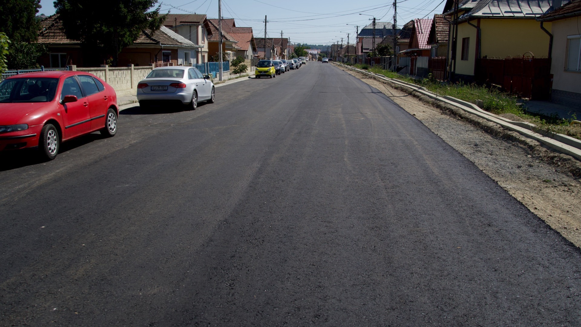 A fost așternut primul strat de asfalt pe încă un tronson important al străzii Alexandru Ioan Cuza din Turda