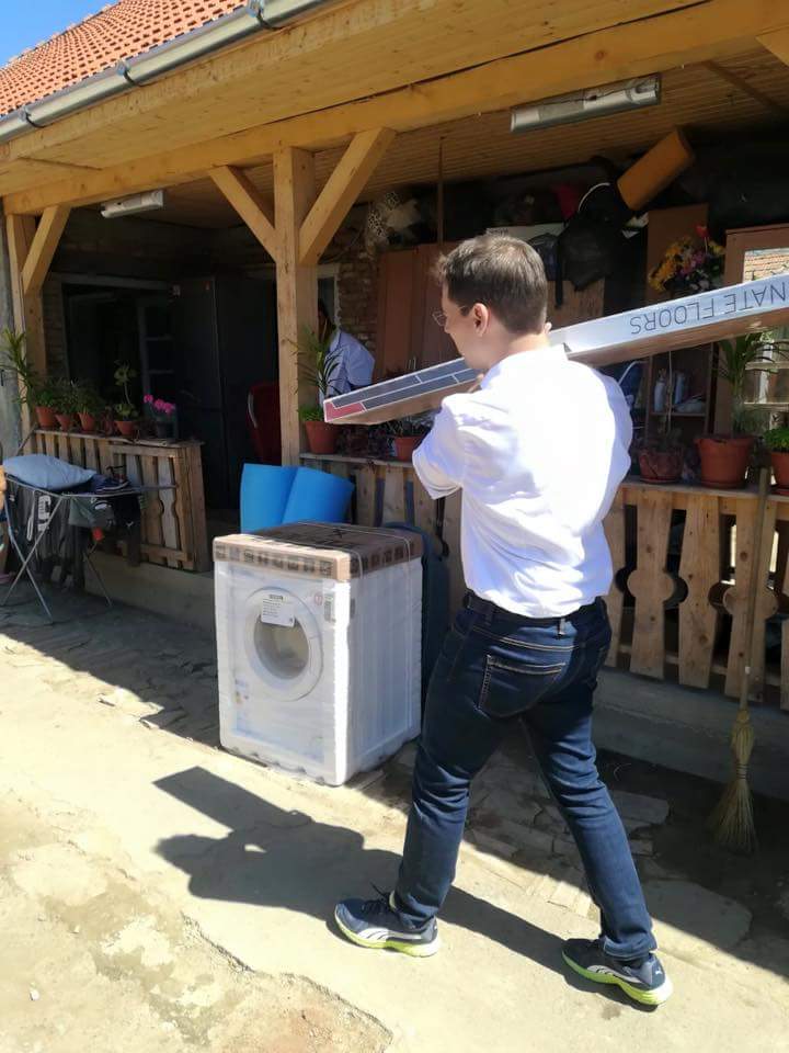 Acţiune caritabilă a PES Activists Alba în comuna Şona