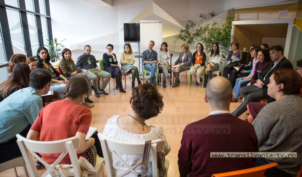 După un eveniment de succes la București, Caravana RestartEdu pornește prin țară pentru a conecta inovatorii din educație