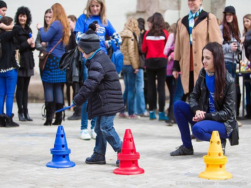 Ziua Internațională de Conștientizare a Autismului va fi marcată și la Bistrița