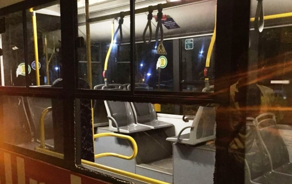 Autobuz vandalizat în Oradea
