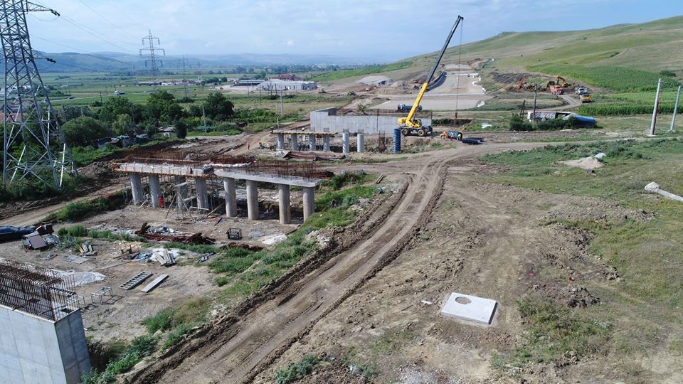 Este adevarat ca Pizzarotti demoleaza stalpii de la Autostrada Sebes-Turda, Lotul 1?