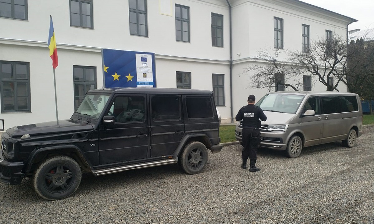 Două autoturisme, în valoare de 300.000 lei, furate din Belgia, descoperite în Borșa de polițiștii de frontieră