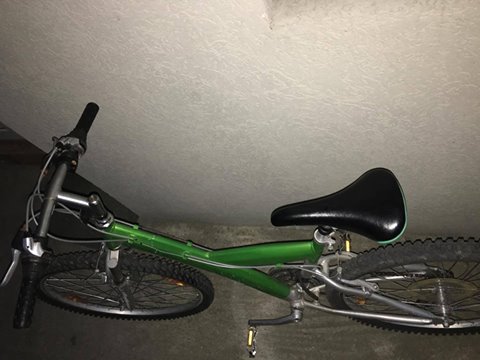 Bicicletă furată oferită spre vânzare unui jandarm din Beclean. Hoțul s-a aruncat mai apoi în Someș